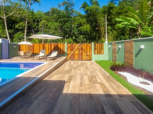 Casa de Condomínio para Venda com 3 quartos, em Praia da Mococa com 220m²