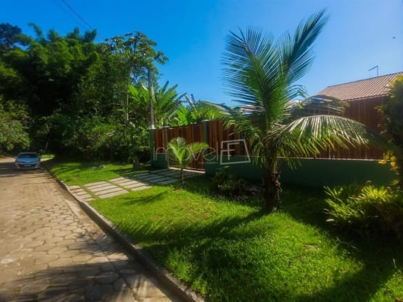 Casa de Condomínio para Venda com 3 quartos, em Praia da Mococa com 220m²
