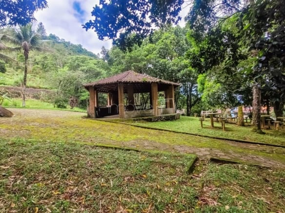 Terreno para Venda Praia de Tabatinga em Ubatuba com 11600m²