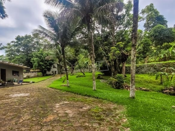 Terreno para Venda Praia de Tabatinga em Ubatuba com 11600m²