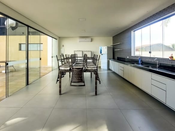 Apartamento para Venda com 3 quartos, em INDAIÁ com 143m²