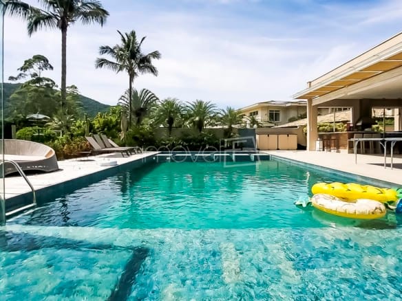 Casa no Condomínio Costa Verde Tabatinga com 7 quartos, na Praia de Tabatinga com 660m²