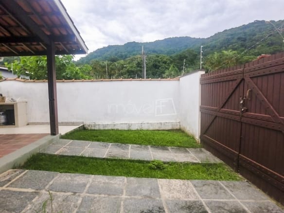 Casa para Venda com 2 quartos, em Ponta das Toninhas com 108m²