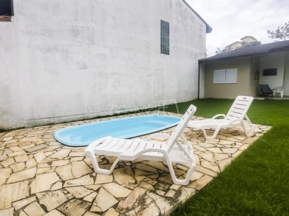 Casa para Venda com 2 quartos, em Ponta das Toninhas com 108m²