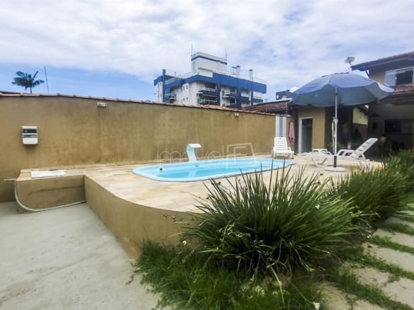 Casa para Venda com 4 quartos, em Ponta das Toninhas com 450m²
