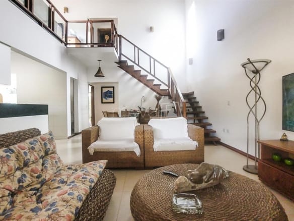 Casa para Venda com 4 quartos, em Ponta das Toninhas com 450m²