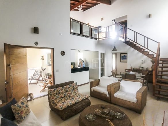 Casa para Venda com 4 quartos, em Ponta das Toninhas com 450m²