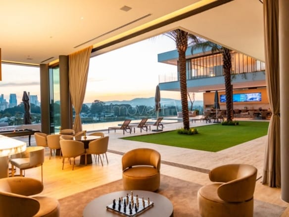 Casa de Condomínio para Venda com 8 quartos, em Tamboré com 2159m²