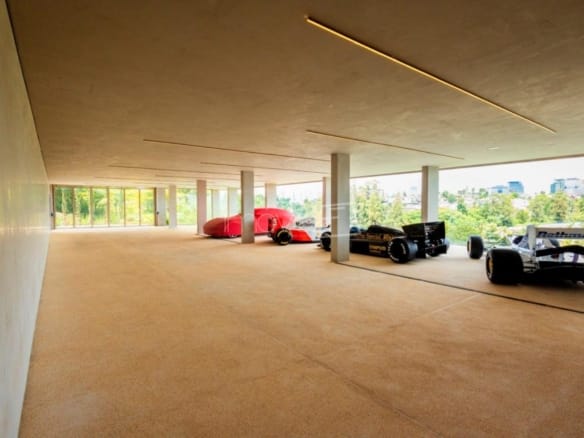 Casa de Condomínio para Venda com 8 quartos, em Tamboré com 2159m²