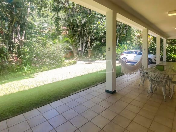 Casa de Condomínio para Venda com 5 quartos, em PRAIA VERMELHA DO SUL com 300m²