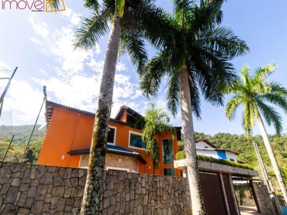 Casa de Condomínio para Venda com 4 quartos, em Praia da Mococa com 450m²