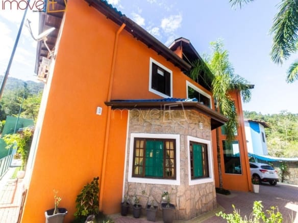 Casa de Condomínio para Venda com 4 quartos, em Praia da Mococa com 450m²