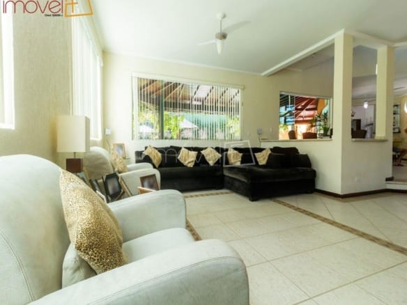 Casa de Condomínio para Venda com 4 quartos, em Praia da Mococa com 450m²