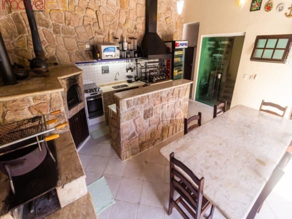 Casa de Condomínio para Venda com 4 quartos, em Praia da Mococa com 450m²