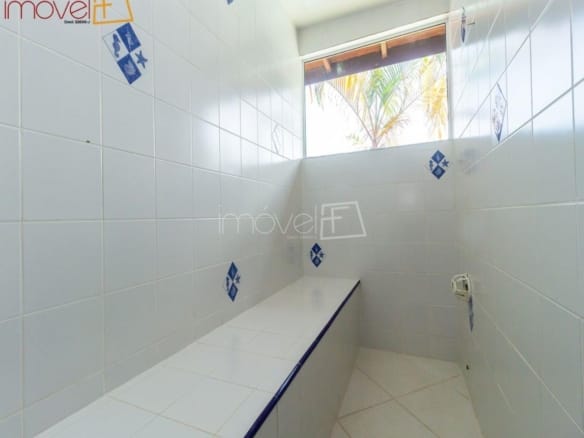 Casa de Condomínio para Venda com 4 quartos, em Praia da Mococa com 450m²
