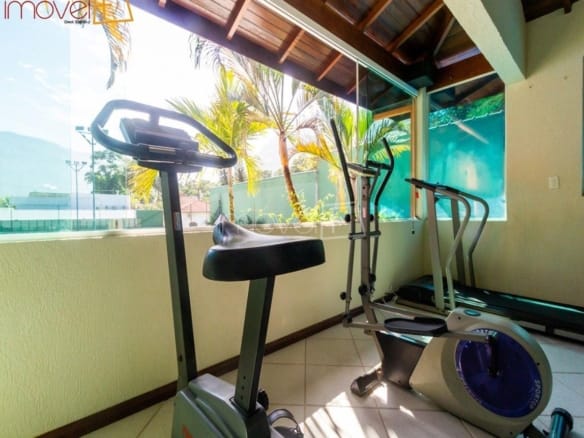 Casa de Condomínio para Venda com 4 quartos, em Praia da Mococa com 450m²