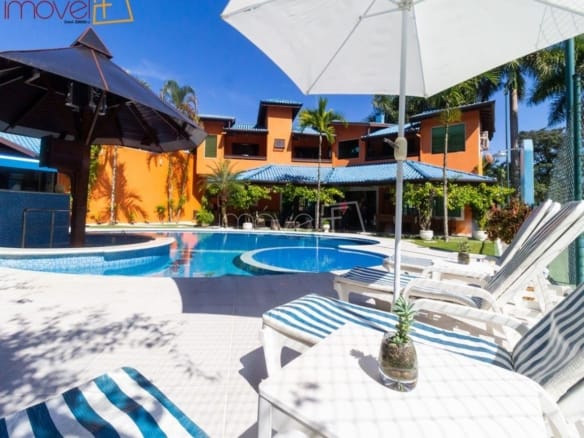 Casa de Condomínio para Venda com 4 quartos, em Praia da Mococa com 450m²