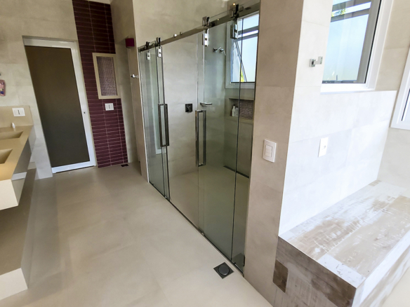 Casa de Condomínio para Venda com 7 quartos, em Lázaro com 1500m²