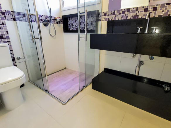 Casa de Condomínio para Venda com 7 quartos, em Lázaro com 1500m²