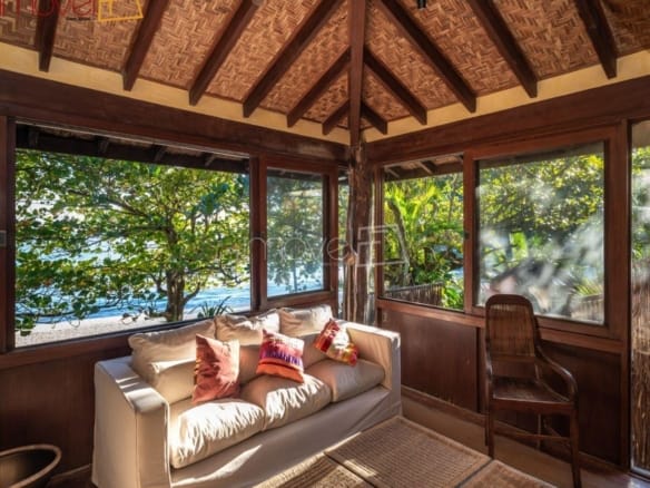 Casa para Venda com 4 quartos, em TOQUE-TOQUE GRANDE com 310,68m²