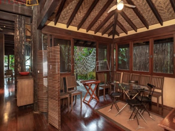 Casa para Venda com 4 quartos, em TOQUE-TOQUE GRANDE com 310,68m²