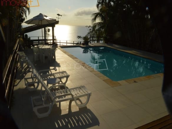 Casa para Venda com 9 quartos, em PRAIA DAS CIGARRAS com 454m²