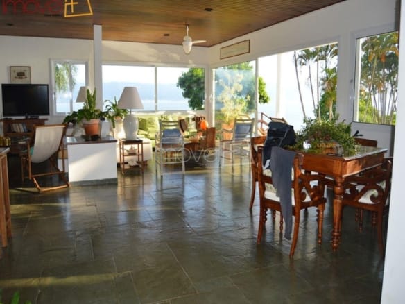 Casa para Venda com 9 quartos, em PRAIA DAS CIGARRAS com 454m²