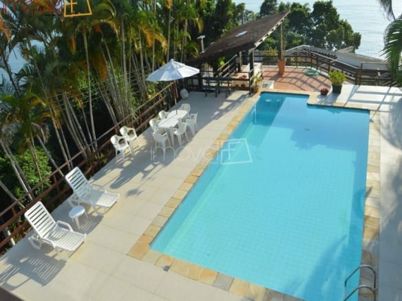 Casa para Venda com 9 quartos, em PRAIA DAS CIGARRAS com 454m²