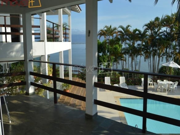 Casa para Venda com 9 quartos, em PRAIA DAS CIGARRAS com 454m²