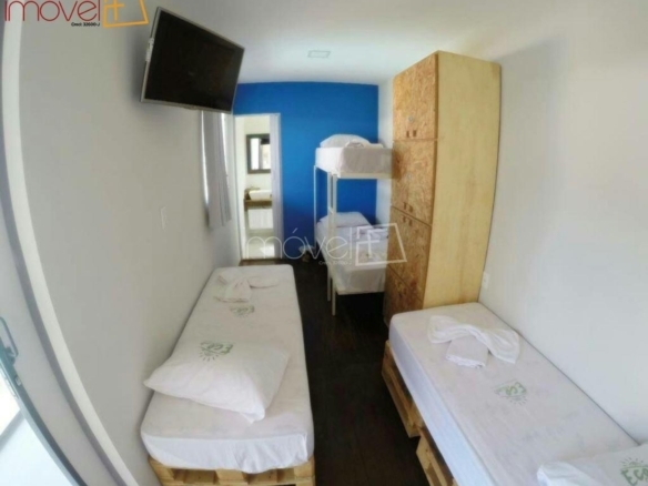 Hotel para Venda com 16 quartos, em Maranduba com 1500m²