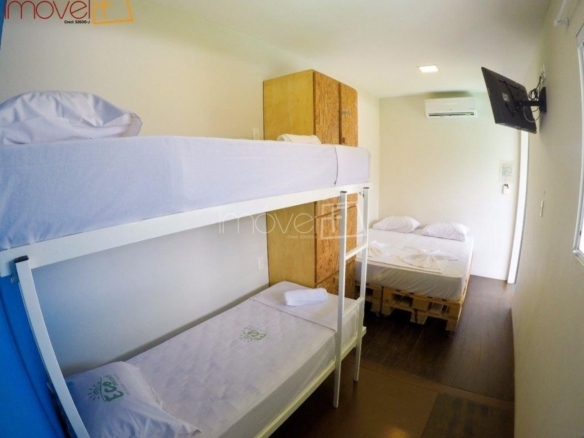 Hotel para Venda com 16 quartos, em Maranduba com 1500m²