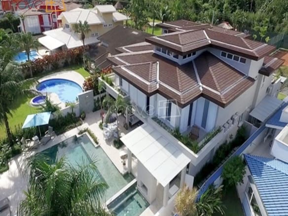 Casa no Condomínio Costa Verde Tabatinga com 8 suítes, na Praia de Tabatinga com 700m²