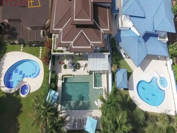 Casa no Condomínio Costa Verde Tabatinga com 8 suítes, na Praia de Tabatinga com 700m²