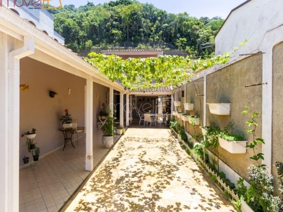 Casa para Venda com 4 quartos, em JARDIM TERRALÃO com 200m²