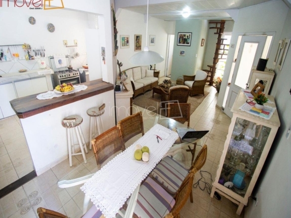 Casa para Venda com 4 quartos, em JARDIM TERRALÃO com 200m²