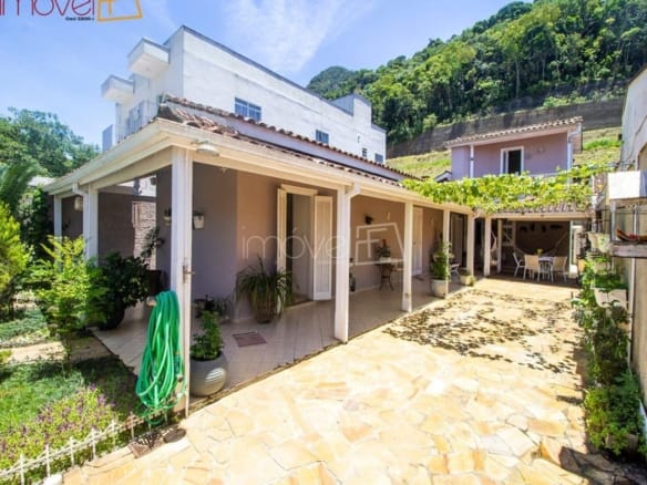 Casa para Venda com 4 quartos, em JARDIM TERRALÃO com 200m²