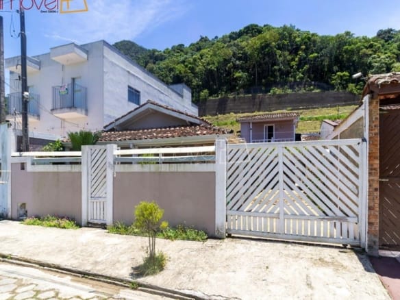 Casa para Venda com 4 quartos, em JARDIM TERRALÃO com 200m²