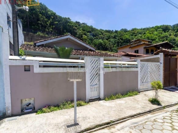 Casa para Venda com 4 quartos, em JARDIM TERRALÃO com 200m²