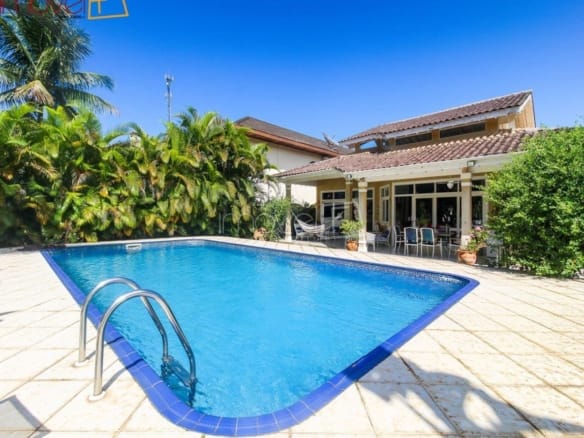 Casa no Condomínio Costa Verde Tabatinga com 5 quartos, na Praia de Tabatinga com 251m²
