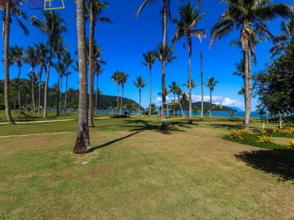 Casa no Condomínio Costa Verde Tabatingacom 4 quartos, na Praia de Tabatinga com 337m²