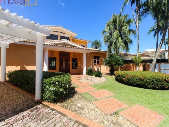 Casa no Condomínio Costa Verde Tabatinga com 5 quartos, na Praia de Tabatinga com 280m²
