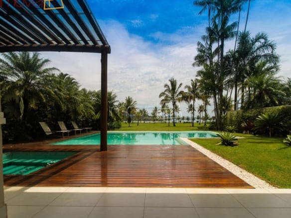 Casa no Condomínio Costa Verde Tabatinga com 7 quartos, na Praia de Tabatinga com 580m²
