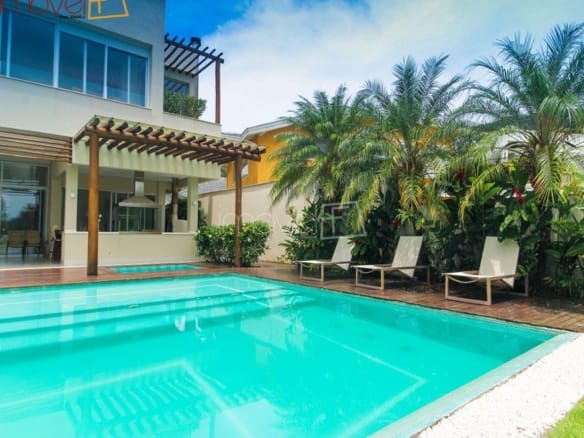 Casa no Condomínio Costa Verde Tabatinga com 7 quartos, na Praia de Tabatinga com 580m²
