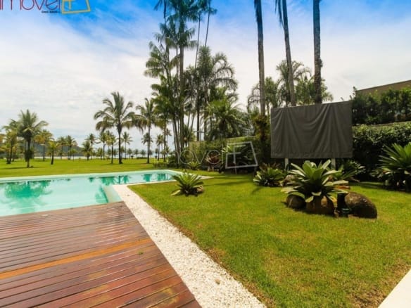 Casa no Condomínio Costa Verde Tabatinga com 7 quartos, na Praia de Tabatinga com 580m²