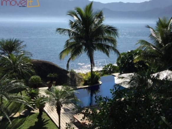 Casa para Venda com 6 quartos, em Praia do Curral com 150m²