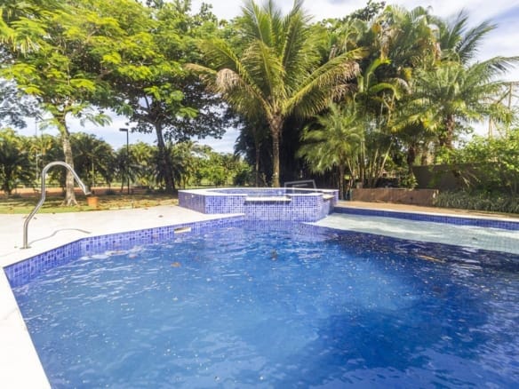 Casa no Condomínio Costa Verde Tabatinga com 6 quartos, na Praia de Tabatinga com 595m²