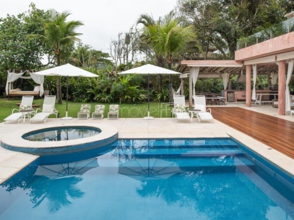 Casa para Venda com 6 quartos, em Barra do Una com 800m²