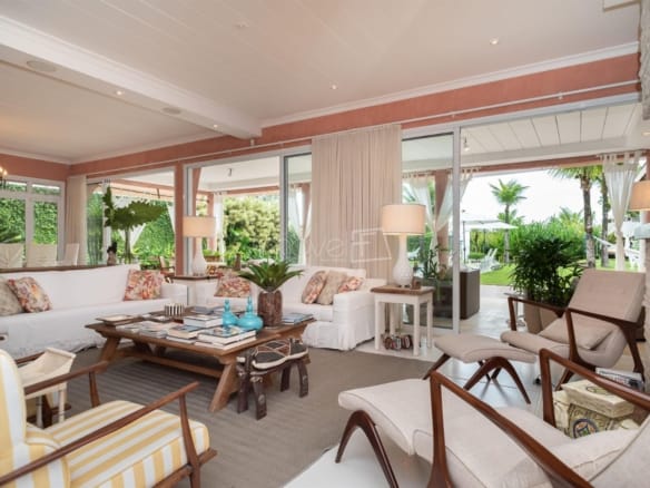 Casa para Venda com 6 quartos, em Barra do Una com 800m²