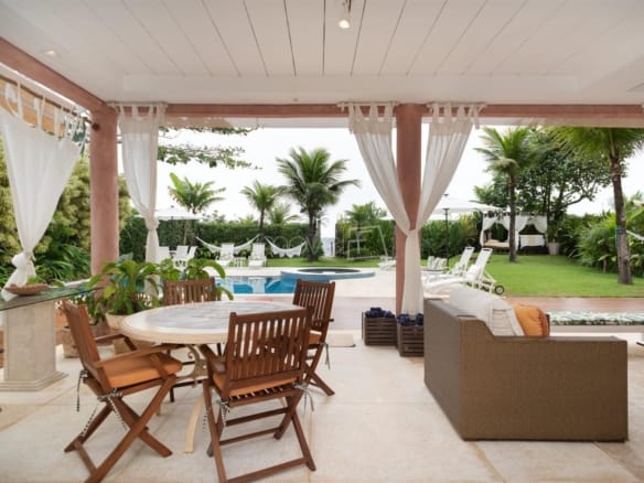 Casa para Venda com 6 quartos, em Barra do Una com 800m²