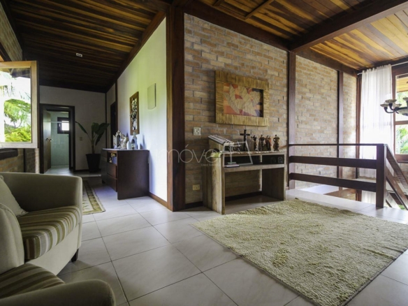 Casa para Venda com 5 quartos, em  com 508,95m²